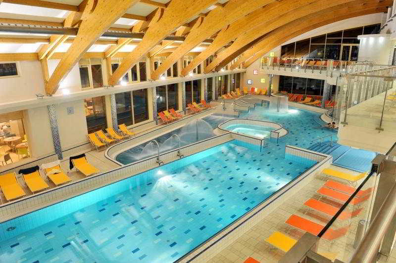 HOTEL VELENCE RESORT SPA KAPOLNASNYEK 4 Magyarorsz g HUF